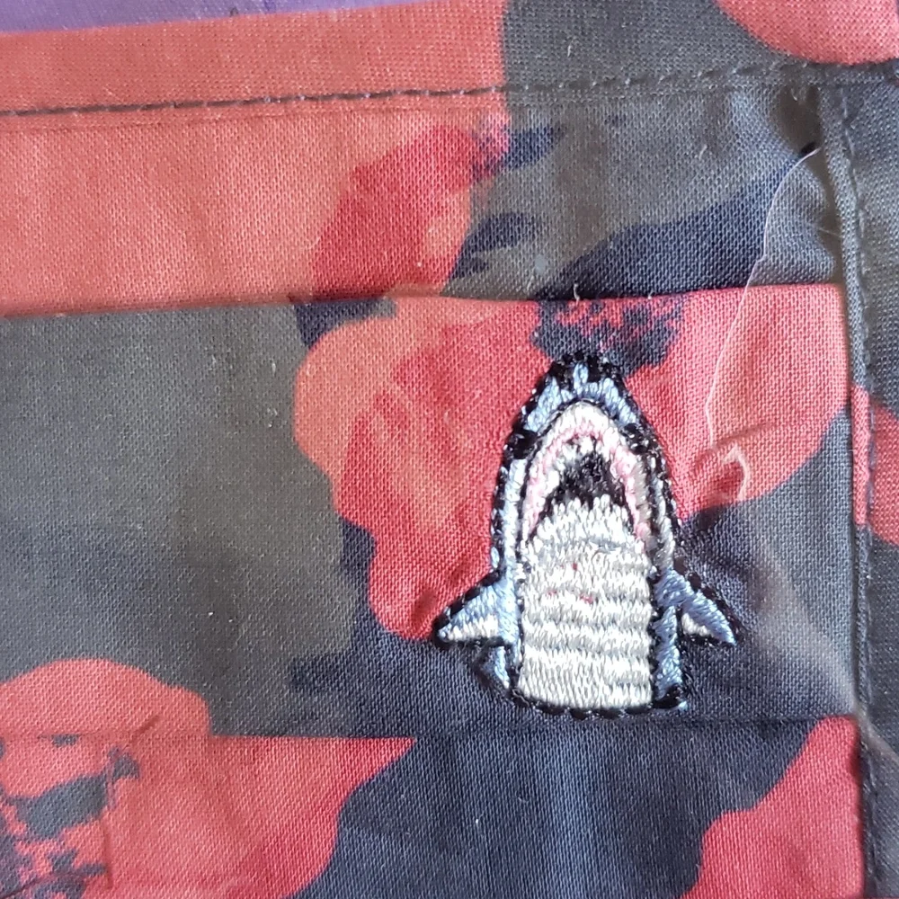 NWT Coach Sharky Wildflower Camo Face Mask 100% cotton. One size.